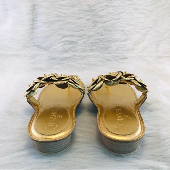 CHANEL Camellia Flower Toe Ring Thong Sandals Gold - Picture 5 of 8